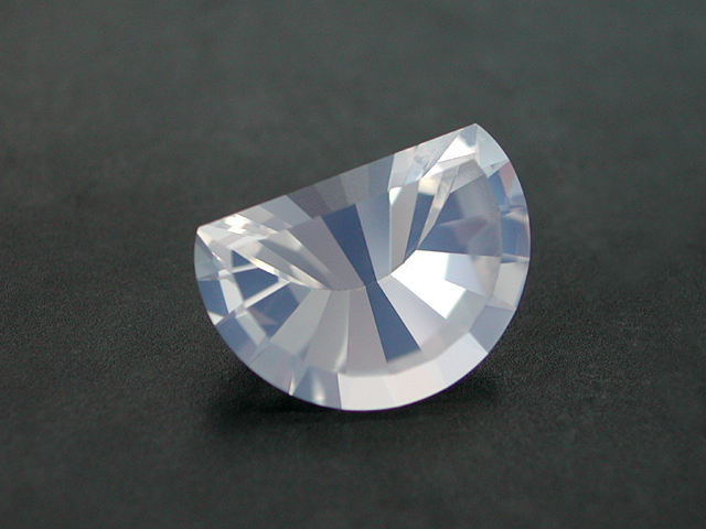 Girasol-Quartz Halbmond